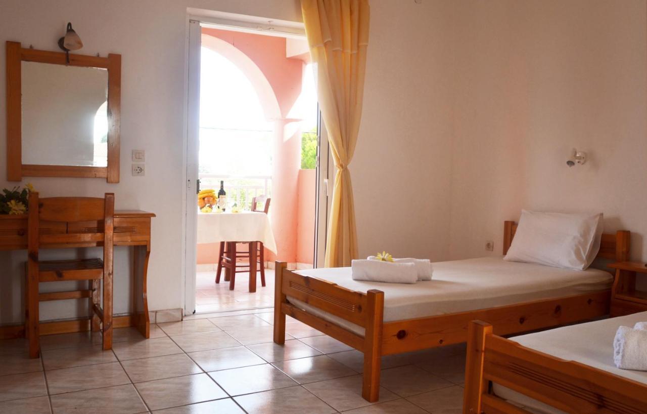 Hotel Xidis à Laganas Extérieur photo